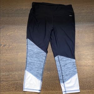 Women’s workout leggings